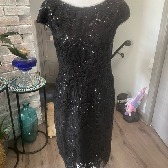 Vera Wang Black Sequin Cap Sleeve Mini Dress - Picture 5 of 11